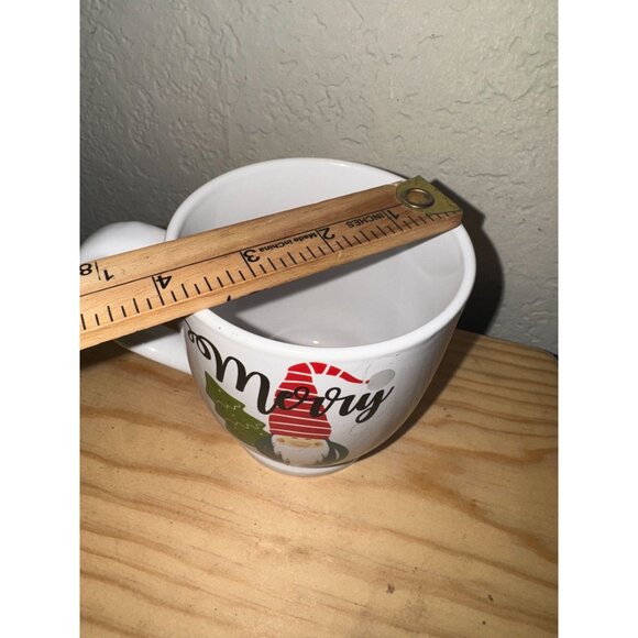 Ceramic Christmas Mug With Gnome & Merry Print - Picture 4 of 4